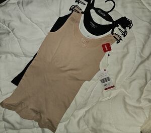 #56 Skinnygirl Tan Ribbed Sleeveless Shapewear Tank